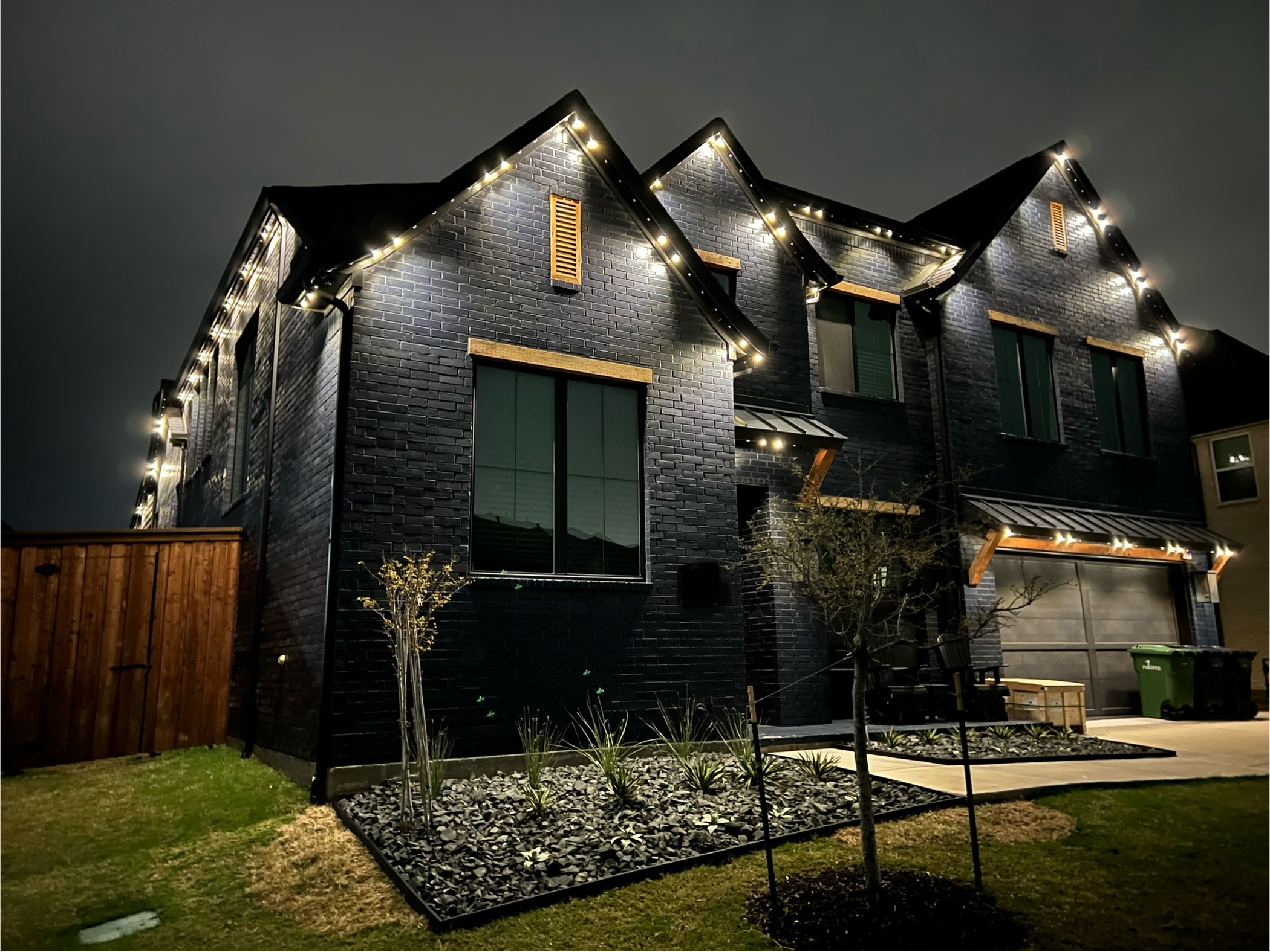 High-End Permanent Outdoor Lighting vs. Cheap Knockoffs: What Do You Actually Get?