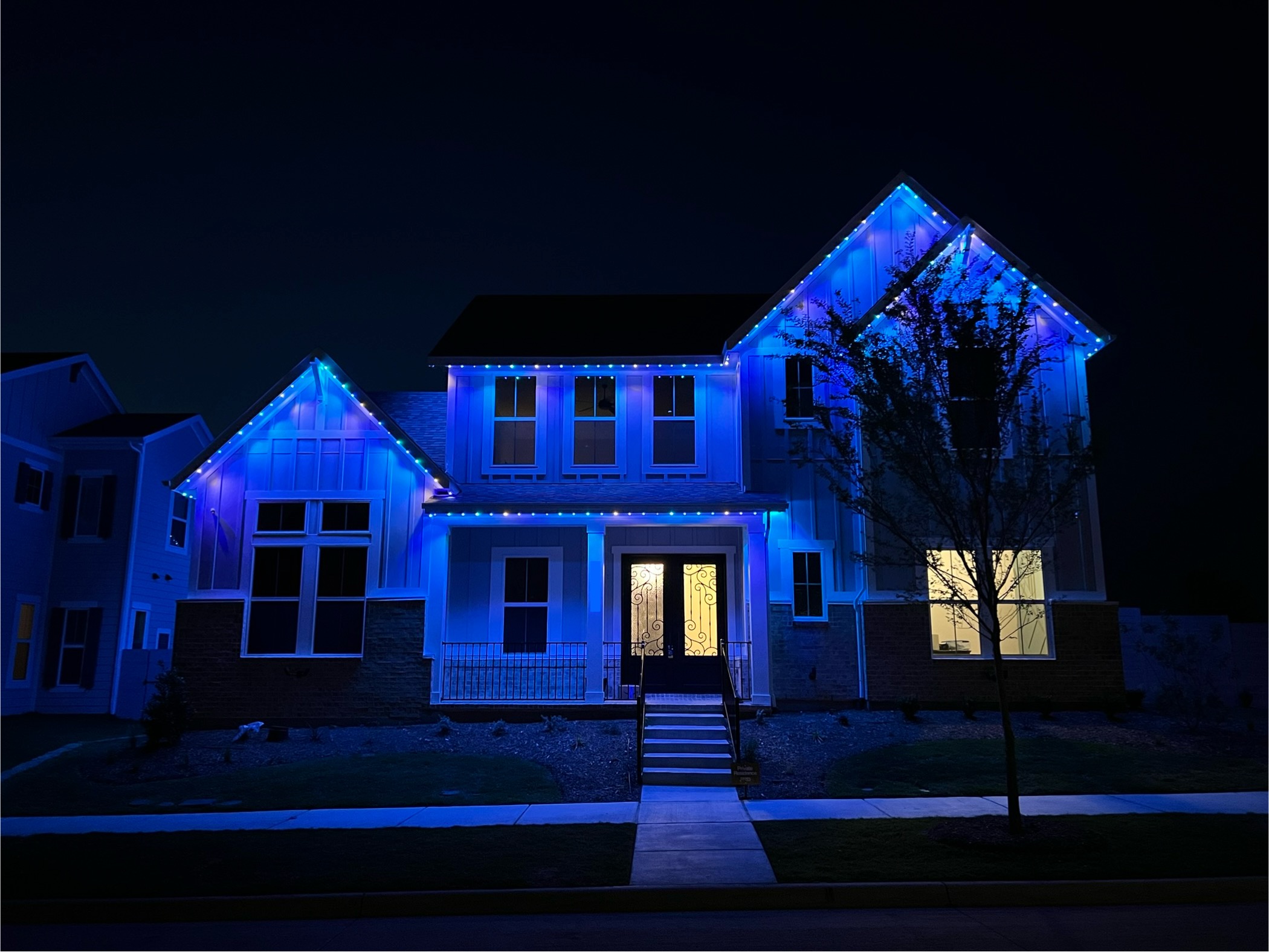 Beyond Warm White: Designing with RGBW Exterior Lighting